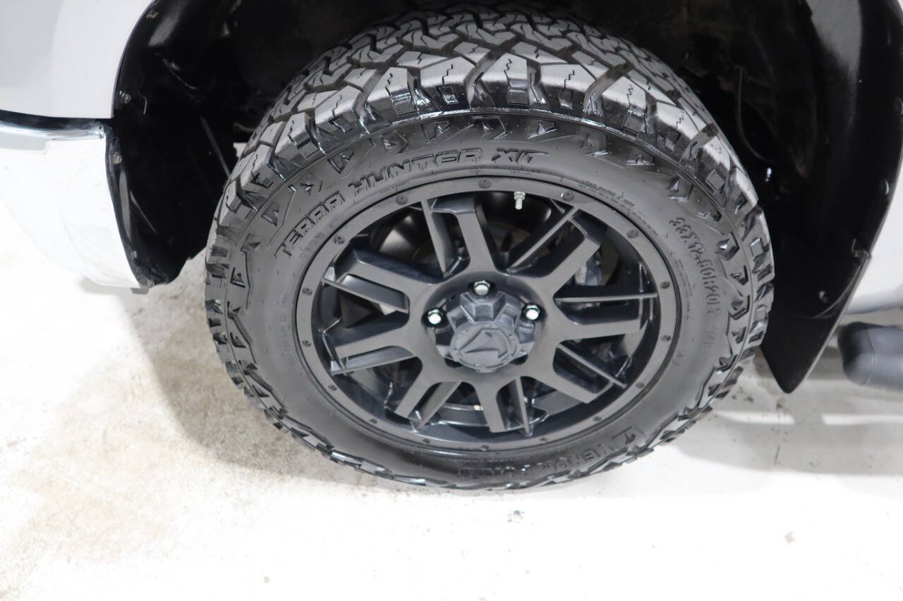 Used 2021 Toyota Tundra SR5 w/ SR5 Upgrade Package AWD/4WD image 10