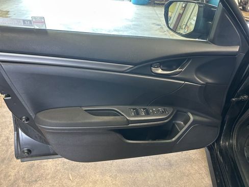 Used 2018 Honda Civic LX image 10