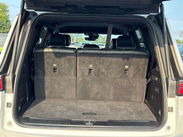 Used 2025 Jeep Wagoneer Series II AWD/4WD image 15
