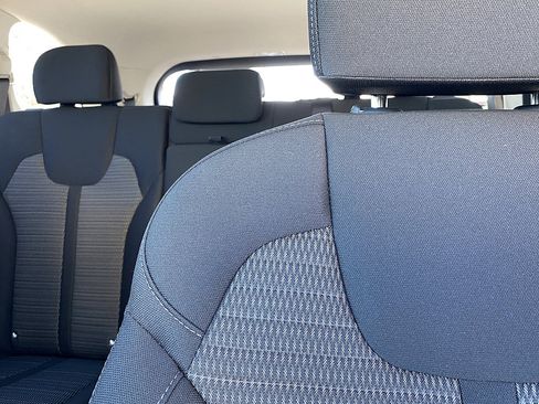 New 2026 Kia Sorento LX FWD image 13