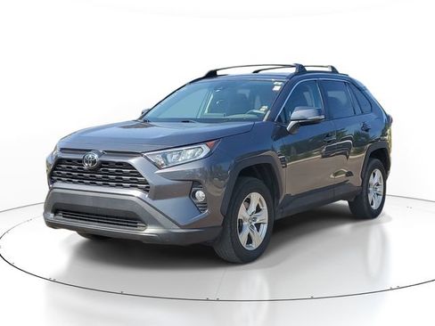Used 2021 Toyota RAV4 XLE w/ Carpet Mat Package (TMS) AWD/4WD image 2