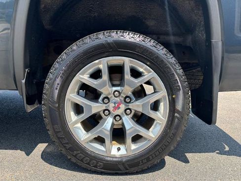 Used 2018 GMC Sierra 1500 SLT w/ SLT Premium Package AWD/4WD image 4