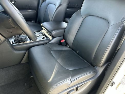 Used 2021 Nissan Armada SV w/ SV Appearance Package AWD/4WD image 19