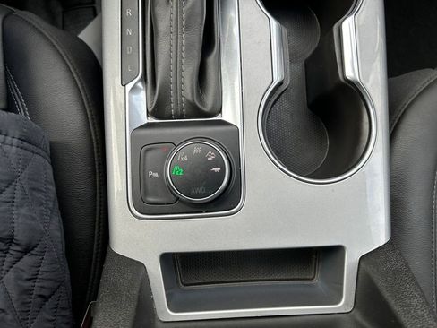 Used 2019 Chevrolet Blazer LT image 30