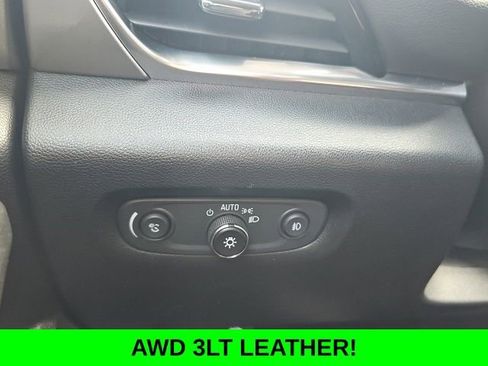 Used 2020 Chevrolet Traverse LT w/ LPO, Floor Liner Package AWD/4WD image 27