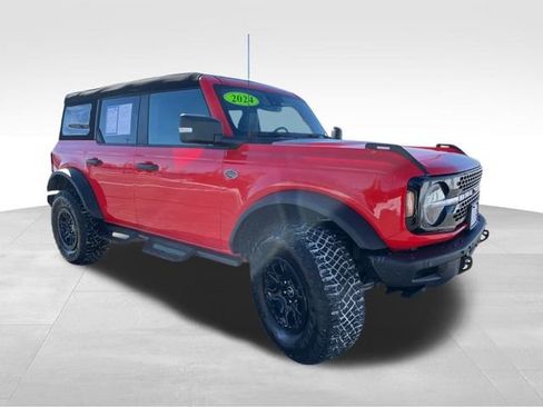 Used 2024 Ford Bronco Wildtrak image 9