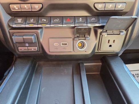 Used 2020 Chevrolet Silverado 3500 High Country w/ Z71 Off-Road Package image 31