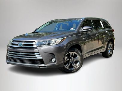 Used 2018 Toyota Highlander Limited Platinum