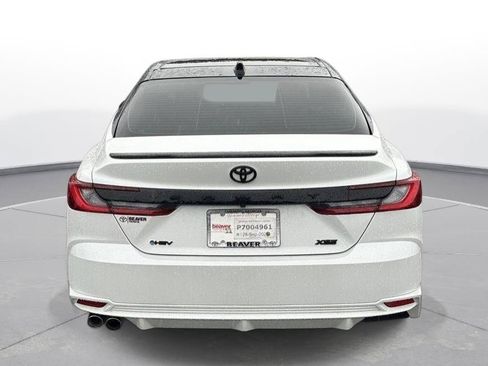 Used 2025 Toyota Camry XSE FWD image 7