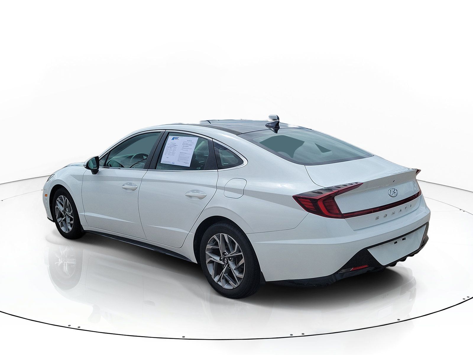 Used 2021 Hyundai Sonata SEL w/ Convenience Package FWD image 4