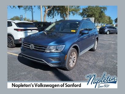 Used 2018 Volkswagen Tiguan SE w/ Panoramic Sunroof Package