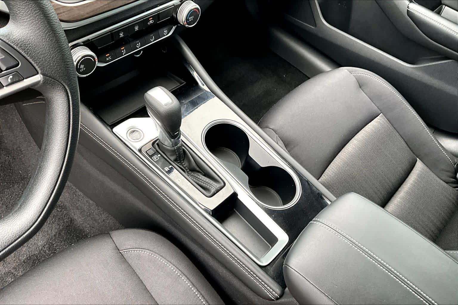 Certified 2023 Nissan Altima 2.5 SV FWD image 17