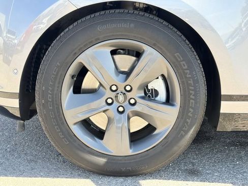 Used 2021 Land Rover Range Rover Velar S image 32