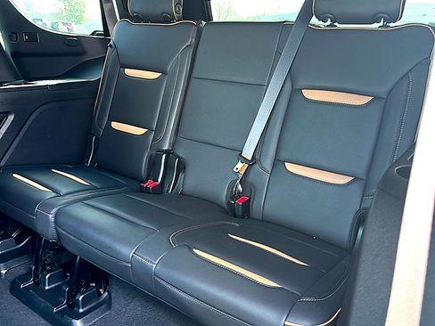 Used 2023 GMC Yukon AT4 w/ Max Trailering Package image 21