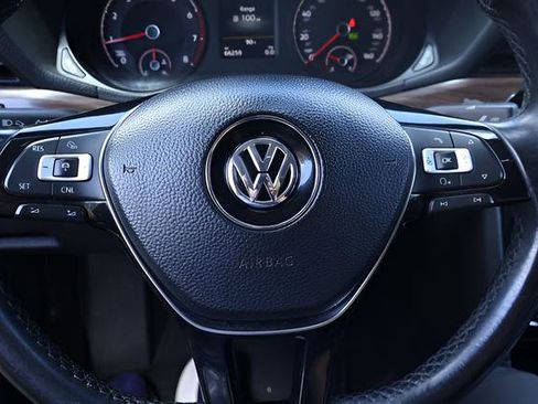 Used 2020 Volkswagen Passat 2.0T SEL FWD image 20