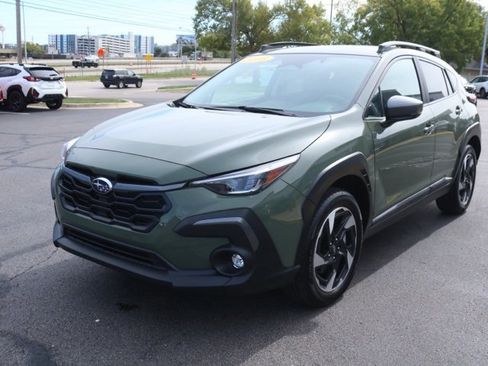 Used 2025 Subaru Crosstrek 2.5i Limited w/ Crosstrek Mirror Package image 6