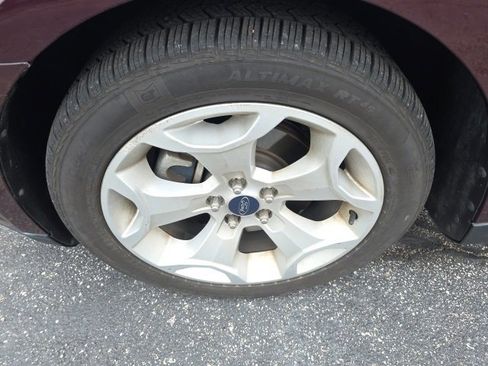 Used 2011 Ford Taurus SEL w/ 202A Rapid Spec Order Code image 7