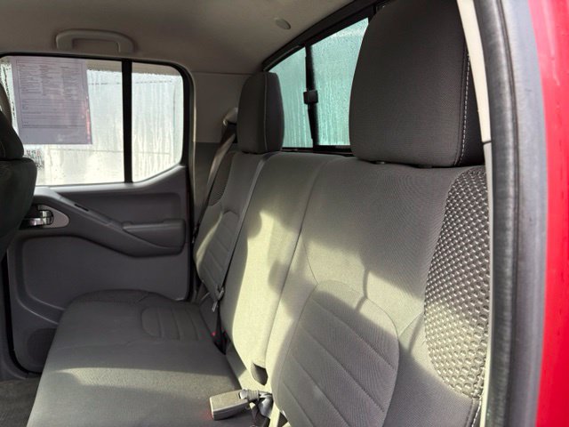 Used 2018 Nissan Frontier SV RWD image 16