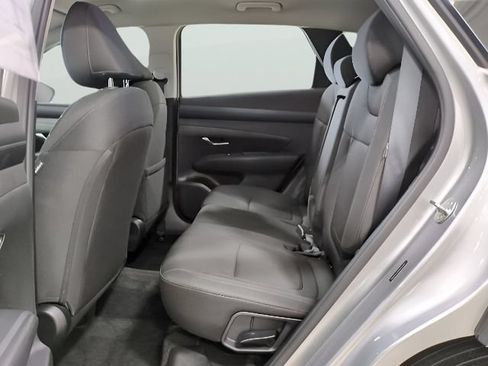 Used 2025 Hyundai Tucson SE AWD/4WD image 15