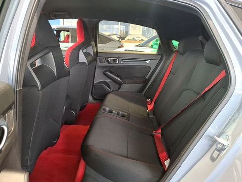 Used 2025 Honda Civic Type R image 10