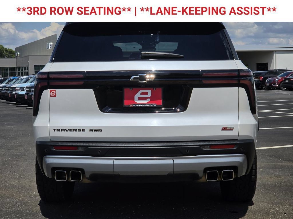 Used 2024 Chevrolet Traverse Z71 w/ Enhanced Driving Package AWD/4WD image 7
