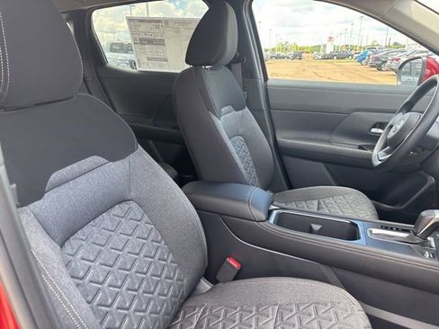 New 2025 Nissan Kicks SV image 21