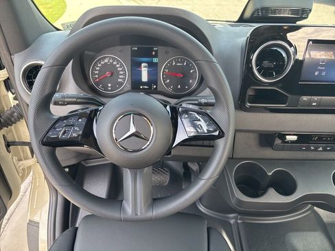 New 2026 Mercedes-Benz Sprinter 2500 image 44