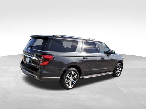 Used 2023 Ford Expedition Max Limited image 4
