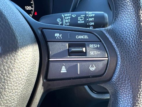 Certified 2025 Honda HR-V LX image 21