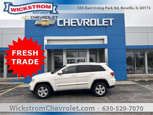 Used 2011 Jeep Grand Cherokee Laredo AWD/4WD image 1