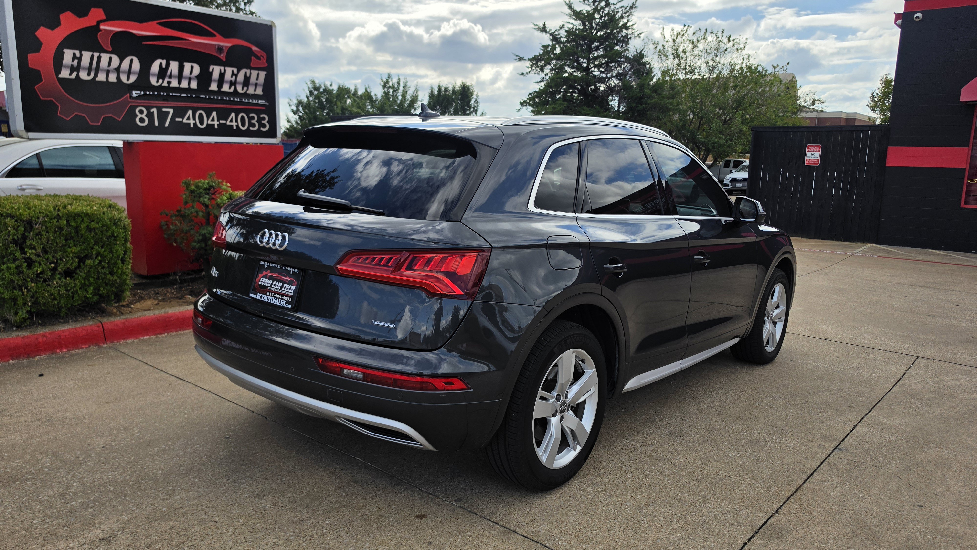 Used 2019 Audi Q5 2.0T Premium Plus w/ Premium Plus Package AWD/4WD image 8