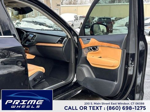 Used 2016 Volvo XC90 T6 Inscription w/ Vision Package image 17