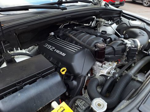 Used 2022 Dodge Durango SRT w/ SRT Interior Appearance Group AWD/4WD image 37
