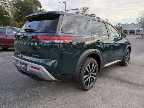 Certified 2024 Nissan Pathfinder Platinum w/ Cargo Package image 4