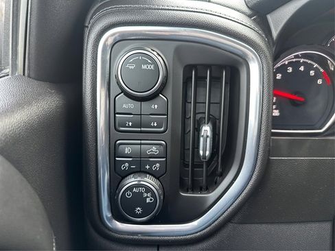 Used 2021 Chevrolet Silverado 1500 RST AWD/4WD image 28