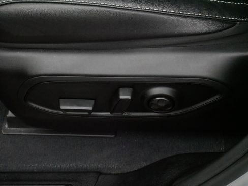 Used 2023 Jeep Grand Cherokee Limited w/ Luxury Tech Group II image 20