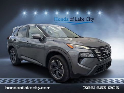 Used 2024 Nissan Rogue SV FWD image 1