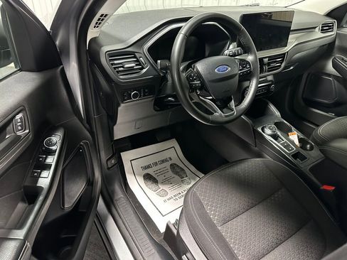 Used 2023 Ford Escape Active w/ Tech Pack #1 AWD/4WD image 7