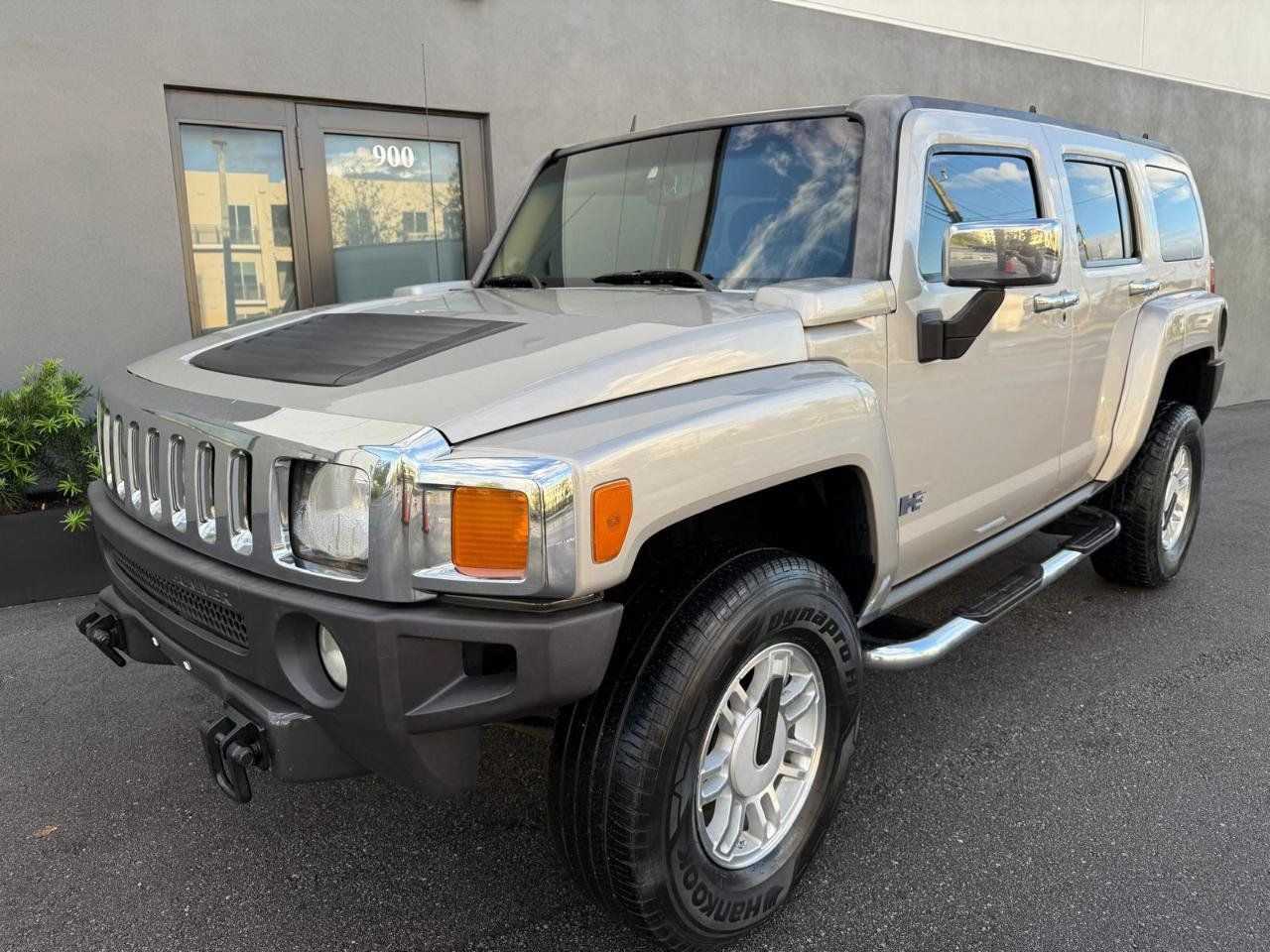 Used 2006 HUMMER H3 w/ Chrome Appearance Package AWD/4WD image 8