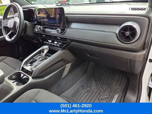 Used 2023 Chevrolet Colorado LT w/ LT Convenience Package RWD image 15