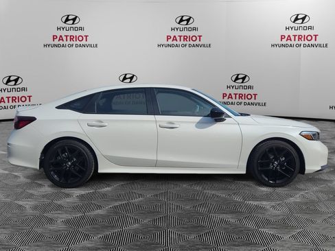 Used 2026 Honda Civic Sport image 3