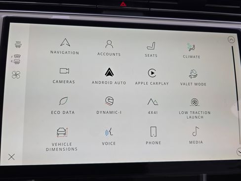 New 2026 Land Rover Range Rover SE image 21