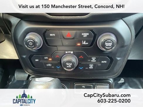 Used 2021 Jeep Renegade Trailhawk w/ Sun & Sound Group AWD/4WD image 29