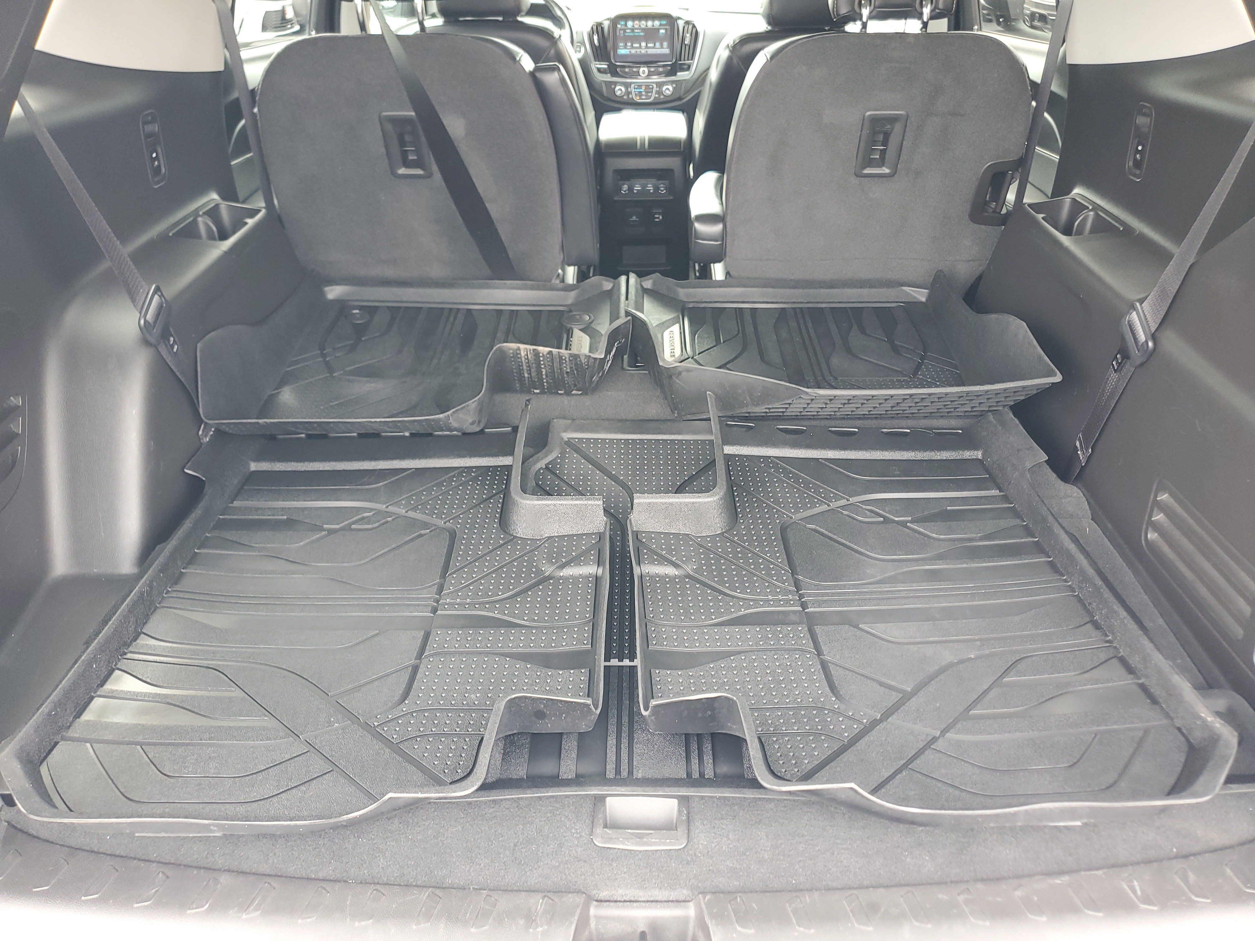 Used 2018 Chevrolet Traverse Premier w/ Driver Confidence II Package FWD image 8
