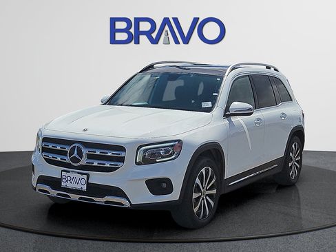 Used 2023 Mercedes-Benz GLB 250 image 1