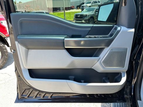 Used 2021 Ford F150 Limited AWD/4WD image 9