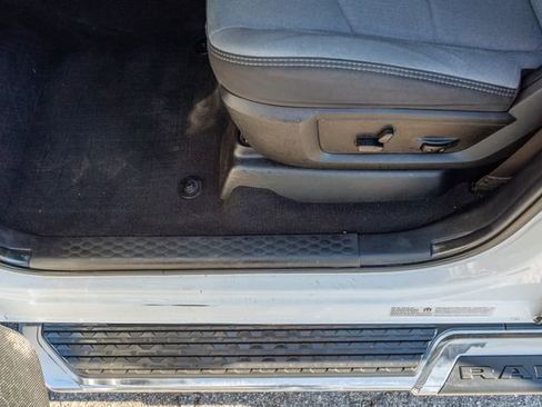 Used 2024 RAM 3500 Big Horn image 18