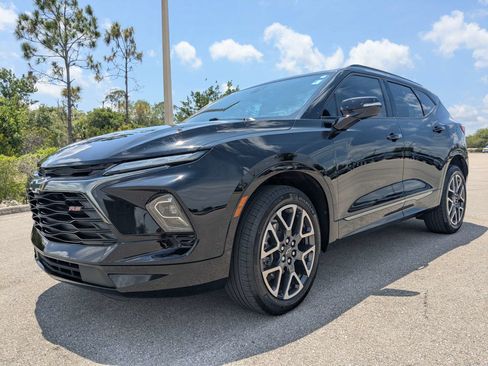 Used 2023 Chevrolet Blazer RS FWD image 9