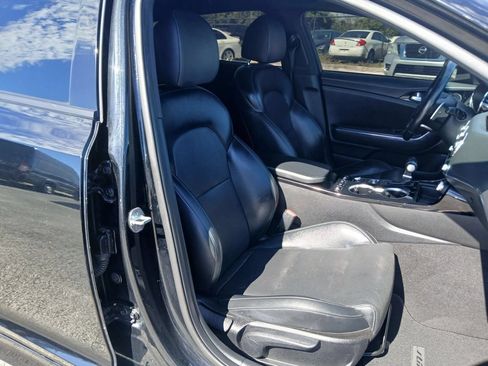 Used 2022 Kia Stinger GT-Line AWD/4WD image 18