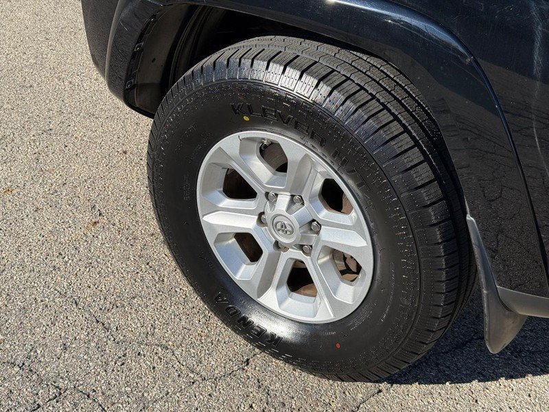 Used 2018 Toyota 4Runner SR5 Premium AWD/4WD image 10